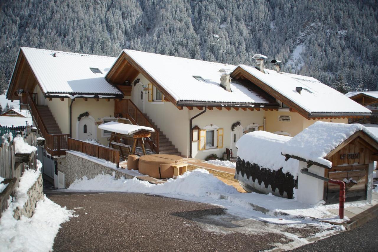 Residence Le Rose Pozza di Fassa Exterior foto