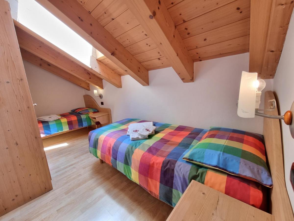 Residence Le Rose Pozza di Fassa Exterior foto
